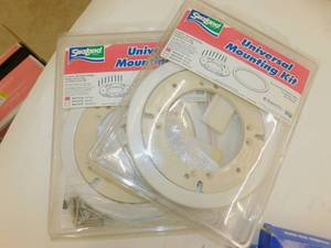lot 121 image: SeaLand Universal Mounting Kits