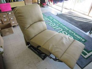 lot 15 image: Lippert Armless Recliner (Beckham Sand)