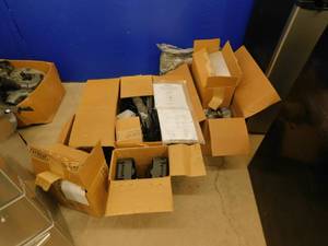 lot 177 image: 225 Series Leveling System
