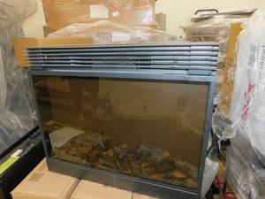 lot 70 image: Electric Fireplace Insert with Heater