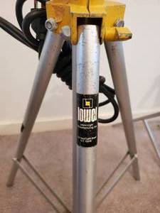 Professional Photography Lighting Equipment & Tripods