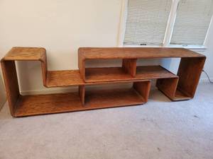 Awesome Retro Expandable Shelving