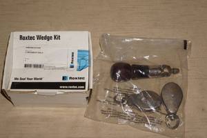 lot 39 image: Roxtec Wedge Kit