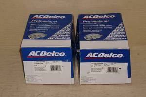 lot 32 image: AC Delco Brake Pads