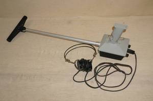 lot 88 image: Vintage Goldak 600 Power Wire Finder