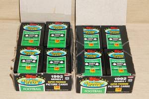 lot 108 image: Unopened Packs of 1992 Stadium Club Football Cards