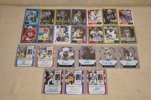 lot 112 image: SignedNumberedInsert Football Cards