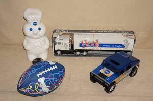 lot 155 image: Pillsbury Doughboy Collectibles