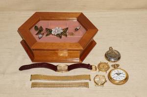 lot 56 image: Watches with a Case