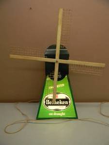 lot 18 image: HEINENKEN WINDMILL LIGHTED MOTION SIGN - WORKS - SEE PICTURES