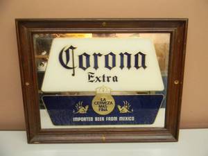 lot 20 image: CORONA EXTRA MIRROR - APPROX 19 BY 15 - SEE PICTURES