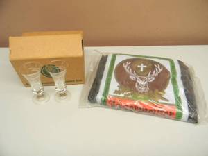 lot 103 image: NOS - JAGERMEISTER BLOW UP BOTTLE & 4 SHOT GLASSES - SEE PICTURES