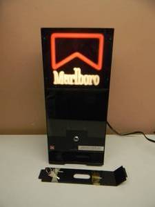 lot 108 image: MARLBORO BACKBAR CIGARETTE LIGHTED DISPLAY, PHILLIP MORRIS - NEW IN BOX - SEE PICTURES