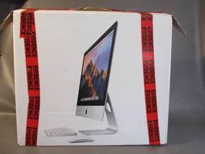lot 19 image: Apple Computer