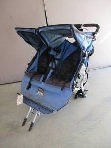 lot 67 image: Tike Tech Sport Series Stroller