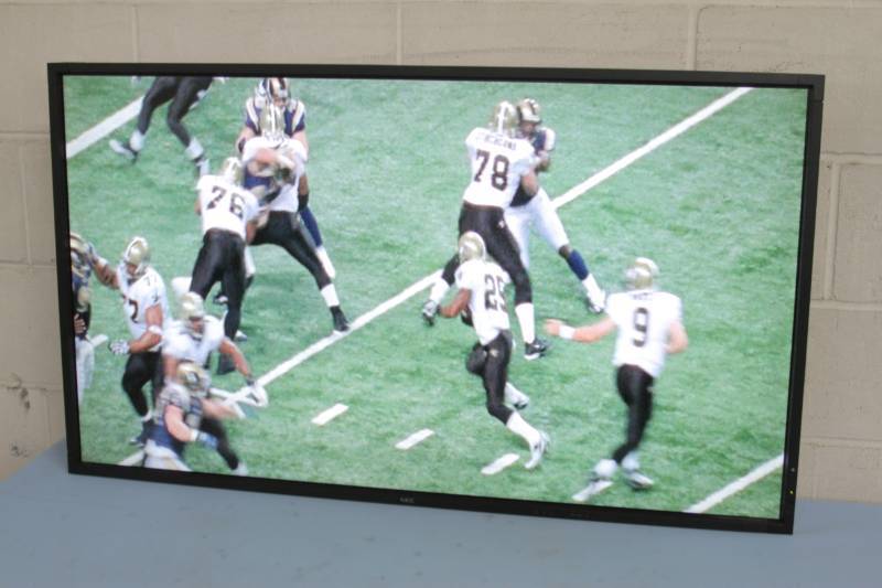 lot 5 image: NEC Professional Grade Full HD 1080p High Definition 46 Large Screen LCD Display & Remote Control