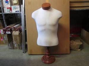 lot 17 image: Display Mannequin on Base  F-1...
