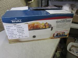 lot 34 image: Rival 16 Qt Roaster Oven with Buffe...