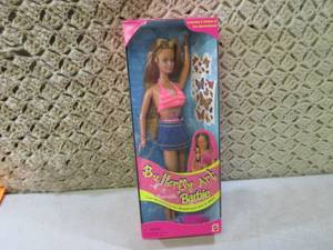 lot 64 image: Butterfly Art Barbie New in Box  C-...