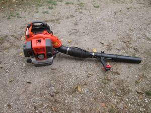 lot 167 image: Husqvarna150BT Backpack Leaf Blower...