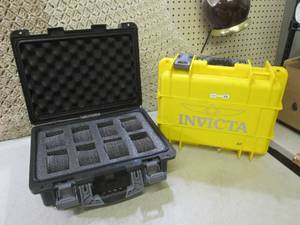 lot 182 image: 2 Invicta Watch Cases  D-2...