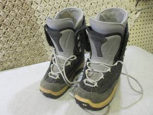 lot 196 image: NorthWave Snow Boots Made In Italy ...