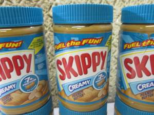 lot 216 image: 6 Jars of Skippy Creamy Peanut Butt...