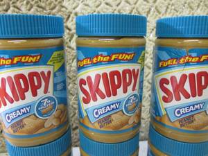 lot 218 image: 6 Jars of Skippy Creamy Peanut Butt...