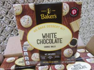 lot 224 image: Case of 6 Boxes Bakers White Chocol...