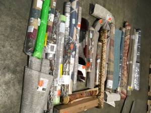 Lot of Branded assorted Area Rugs varios sizes and models not used