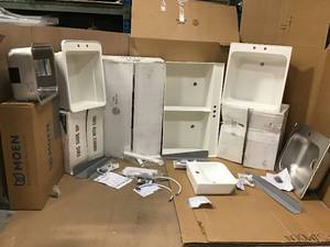 ASSORTED PALLET WITH MIXED SINKS SEE PICS