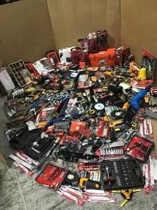 ASSORTED MIXED PALLET WITH HUSKYARROWDEWALTMISC TOOLS SEE PICS