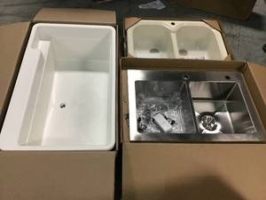 ASSORTED PALLET WITH 3 SINKS SEE PICS
