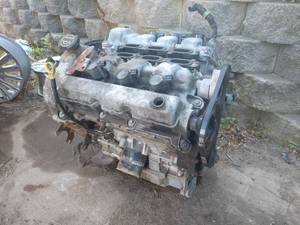 lot 2 image: 2006 Mazda 6s Engine