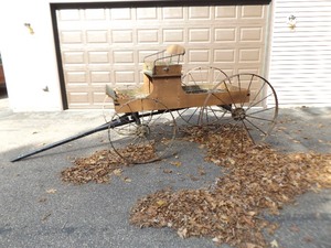 lot 1 image: Antique Wood and Iron Buggy Wagon