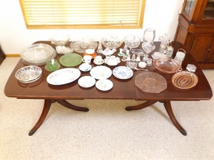 lot 3 image: Large Lot of Antique Depression Glass, Crystal, etc.