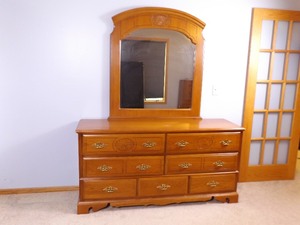 lot 36 image: Solid Wood Low Boy Dresser and Mirror