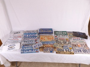 lot 93 image: Large Lot of Vintage etc. License Plates