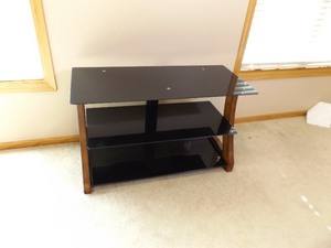 lot 47 image: Modern Glass Top 2 Tiered TV Stand
