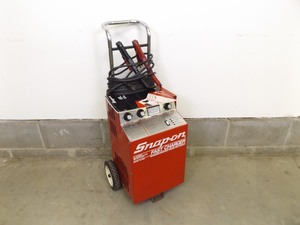 lot 129 image: Snap-On Fast Charger Model #YA168A