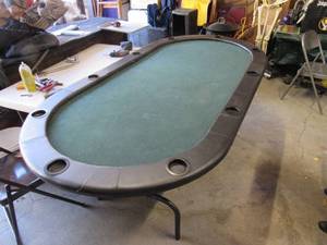 lot 9 image: Royal Flush Poker Table