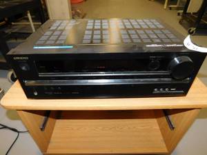 lot 81 image: Onkyo Receiver HT-RC430 with Stand
