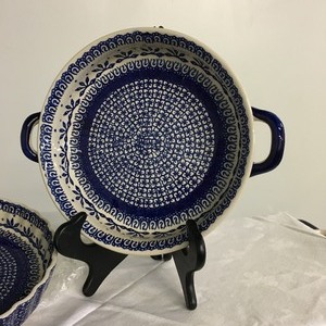 lot 20 image: Polish Dish Lot