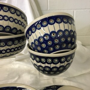 lot 33 image: Polish Dish Items Bowls