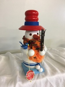 lot 89 image: Adorable Steinbach Chubby Snowman Nutcracker- RARE