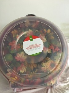 lot 142 image: Two Autumn Wreathes