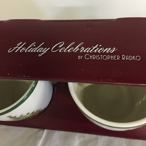 lot 153 image: Radko Christmas Mugs with 6 Napkin Rings