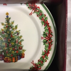 lot 118 image: Christopher Radko Salad Plates- Set of Four