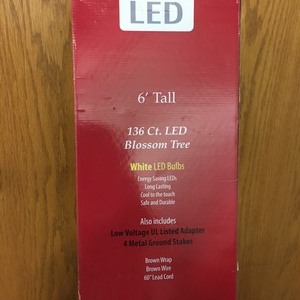 lot 126 image: Blossom LED Tree