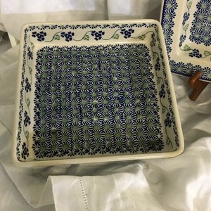 lot 57 image: Lot of Polish Serving Dishes